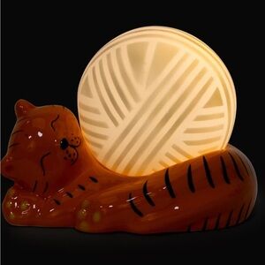 Ceramic Cat LED Desk Lamp Unique Home Office Decor Modern Lighting - New